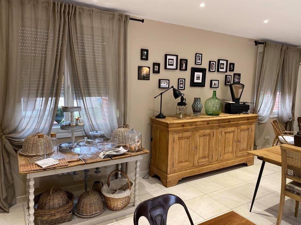 Brie  Chambres D Hotes La Suite Du 12 المظهر الخارجي الصورة